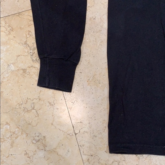 Black Forever 21 MENS Long Sleeve 'PRIVATE' w/Rose - Picture 2 of 4